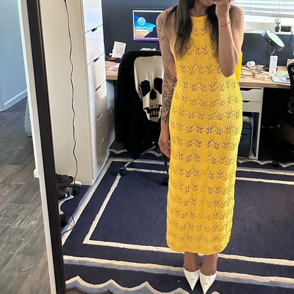 House of Harlow 1960 ‘daffodil’ yellow crochet maxi dress